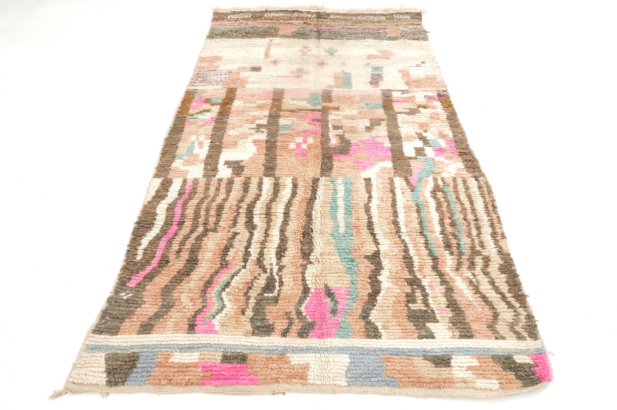 Boujad rug 9.74 x 5.15 ft | 297 x 157 cm